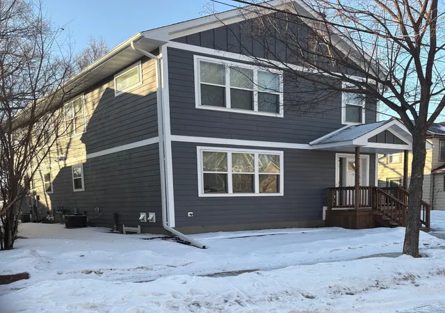 2nd image of 820 26th Ave Ne, Minneapolis, MN 55418 | MLS# 7128309