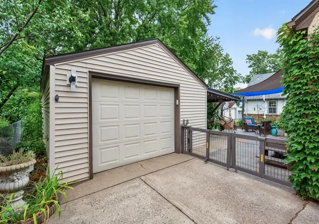 Photo 3 of Single family home for sale at 1125 43Rd Ave Ne, Columbia Heights, MN 55421 | MLS# 7128312 | Listing updated on 2026-09-15