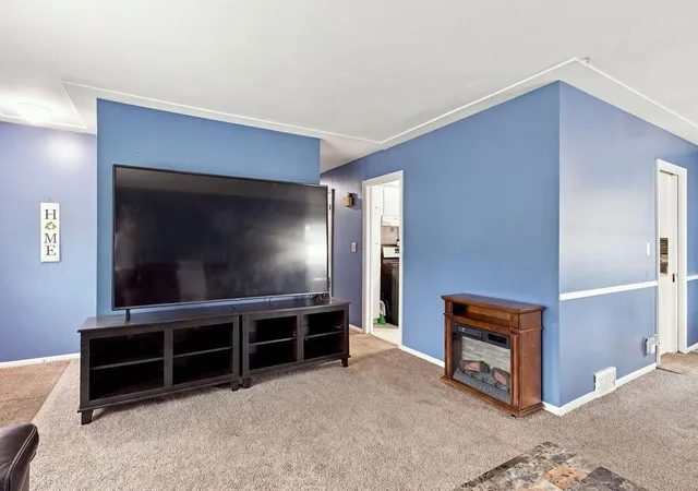 Photo 3 of Single family home for sale at 7221 16th Avenue S, Minneapolis, MN 55423 | MLS# 7128315 | Listing updated on 2026-09-12