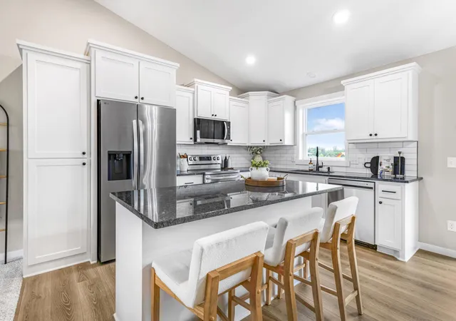 5th image of 720 Margaret Ln Ne, Isanti, MN 55040 | MLS# 7128336