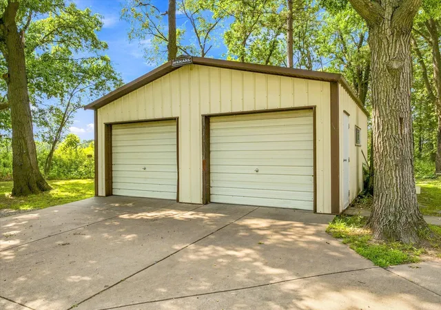 3rd image of 6370 County Road 5 Nw, Isanti, MN 55040 | MLS# 7128337