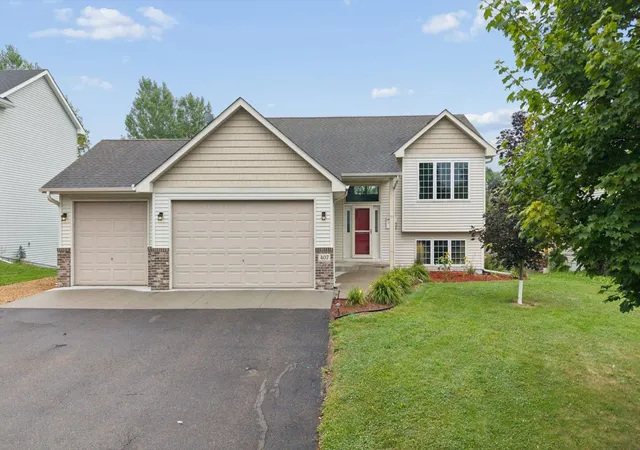 1st image of 407 66th St Sw, Waverly, MN 55390 | MLS# 7128342