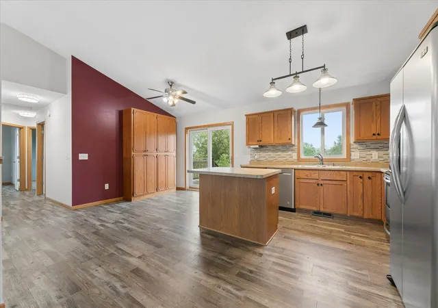 Photo 3 of Sale Pending at 407 66th Street SW, Waverly, MN 55390 | MLS# 7128342 | Listing updated on 2026-09-01