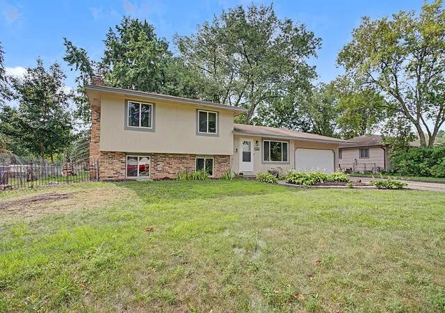 2nd image of 16653 Foliage Ave W, Rosemount, MN 55068 | MLS# 7128345