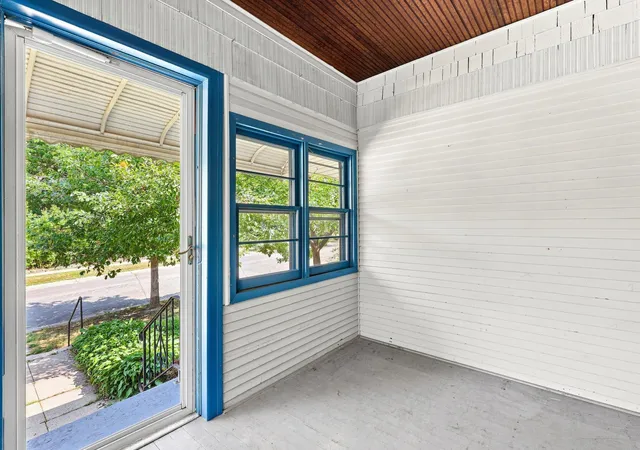 Photo 3 of Single family home for sale at 789 Fairview Ave N, Saint Paul, MN 55104 | MLS# 7128350 | Listing updated on 2026-09-24