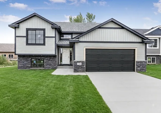 Photo 1 of Single family home for sale at 718 Margaret Ave Ne, Isanti, MN 55040 | MLS# 7128359 | Listing updated on 2026-09-22