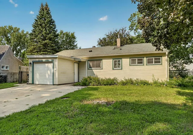2nd image of 1402 Damon Ct Se, Rochester, MN 55904 | MLS# 7128381