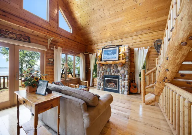 1st image of 5962 County Road 7 Sw, Howard Lake, MN 55349 | MLS# 7128383