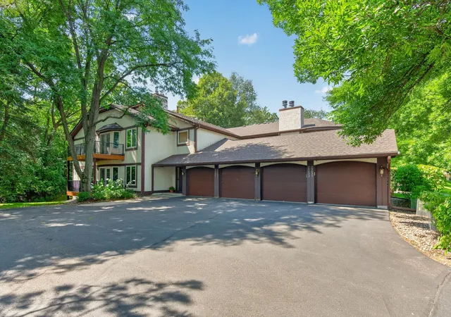 Photo 2 of Condo for sale at 15695 Sussex Dr, Minnetonka, MN 55345 | MLS# 7128403 | Listing updated on 2026-10-09