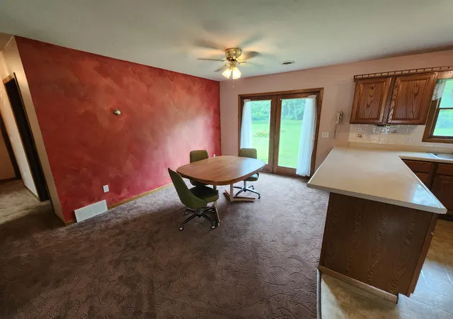 5th image of 217 Lowell St E, Le Roy, MN 55951 | MLS# 7128406