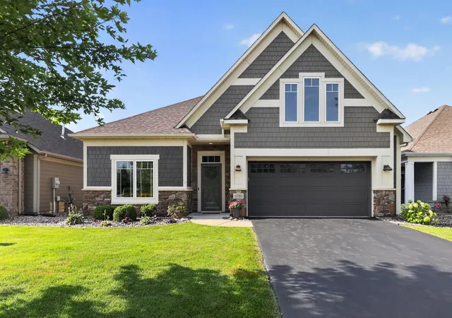 2nd image of 8789 Upper 7th Pl, Lake Elmo, MN 55042 | MLS# 7128416