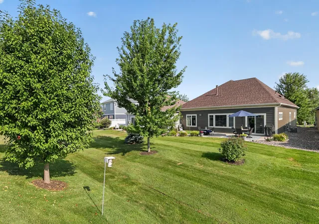 3rd image of 8789 Upper 7Th Pl, Lake Elmo, MN 55042 | MLS# 7128416