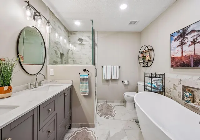 Photo 3 of Single family home for sale at 912 Kelly Ct, Chanhassen, MN 55317 | MLS# 7128417 | Listing updated on 2026-10-08