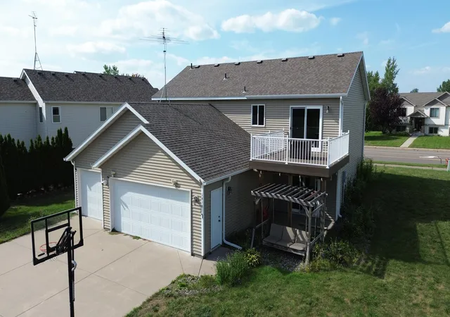 36th image of 1416 15th St S, Sartell, MN 56377 | MLS# 7128427