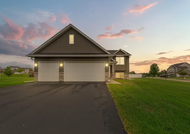 1st image of 2401 Foxtail Ln, Faribault, MN 55021 | MLS# 7128444