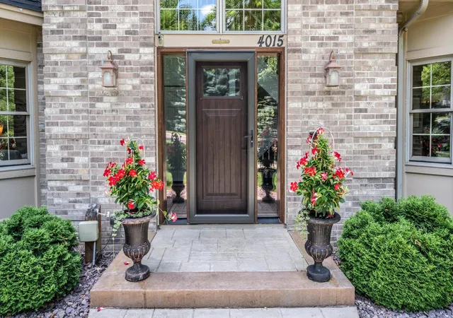 Photo 2 of Single family home for sale at 4015 Hosford Hills Rd, Saint Paul, MN 55123 | MLS# 7128452 | Listing updated on 2026-10-28