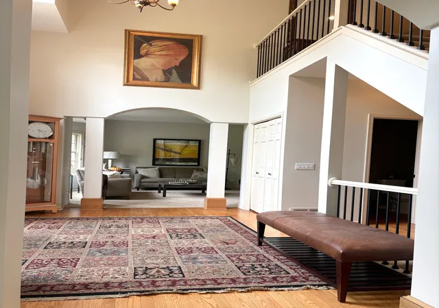Photo 4 of Single family home for sale at 4015 Hosford Hills Rd, Saint Paul, MN 55123 | MLS# 7128452 | Listing updated on 2026-10-28