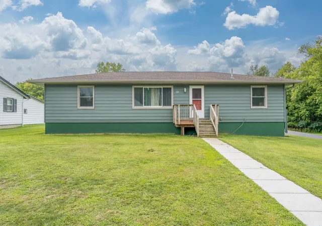 2nd image of 525 Harper St, Mankato, MN 56001 | MLS# 7128455