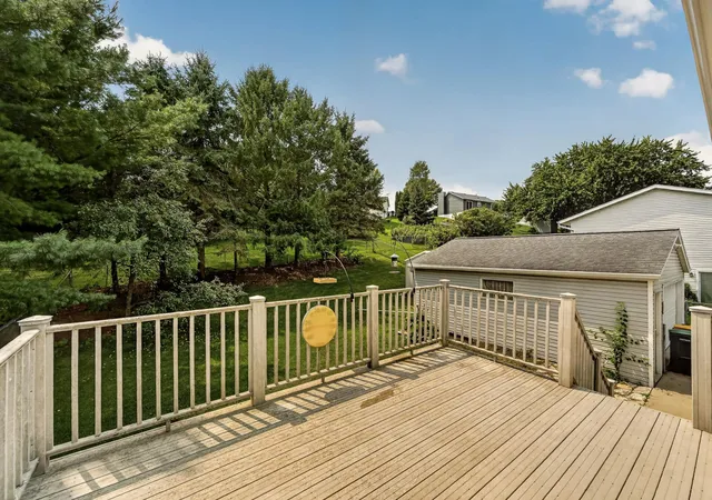 Photo 3 of Sale Pending at 4150 Valley Dr Nw, Rochester, MN 55901 | MLS# 7128468 | Listing updated on 2026-09-04
