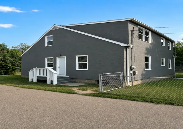 2nd image of 606 S 8th St, Brainerd, MN 56401 | MLS# 7128472
