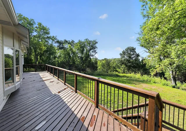 2nd image of 10489 Barnes Wy, Inver Grove Heights, MN 55077 | MLS# 7128490