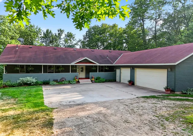 2nd image of 26433 Cole Lake Wy, Crosby, MN 56441 | MLS# 7128491