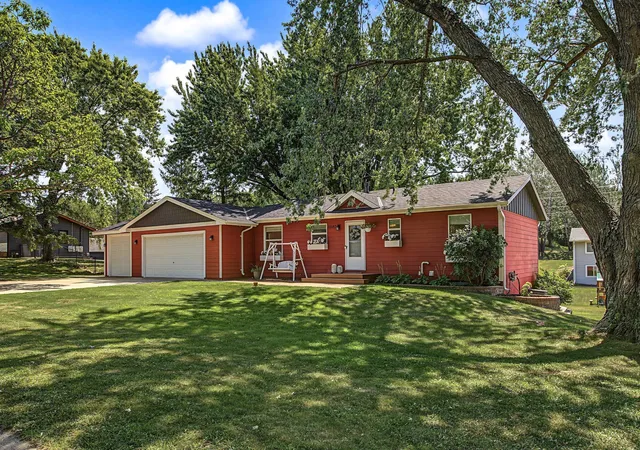 1st image of 11180 Lower 167th St W, Lakeville, MN 55044 | MLS# 7128503