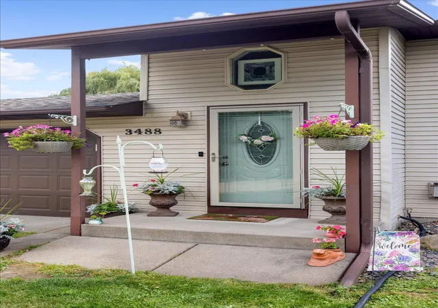 Photo 3 of Sale Pending at 3488 Essen Rd Ne, Cambridge, MN 55008 | MLS# 7128546 | Listing updated on 2026-09-24