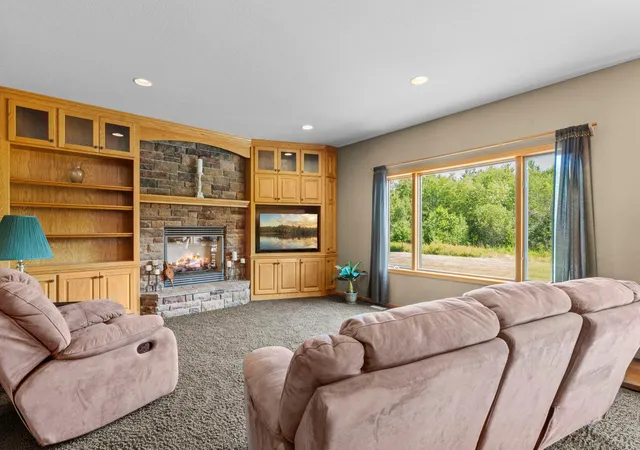 Photo 3 of Sale Pending at 40617 Lowden Ave, North Branch, MN 55056 | MLS# 7128562 | Listing updated on 2026-08-26