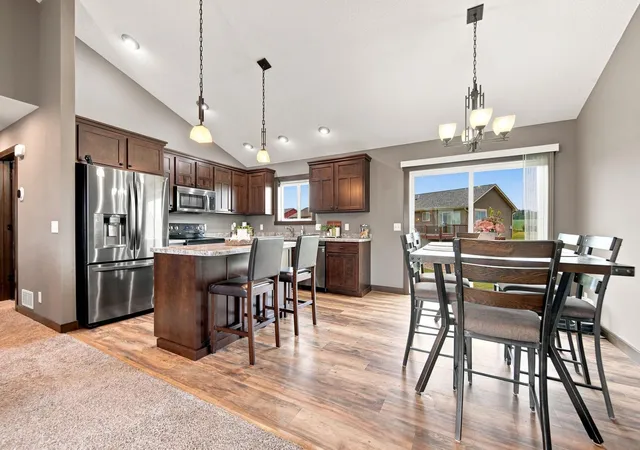 3rd image of 270 Prairie Rd, New Richmond, WI 54017 | MLS# 7128570
