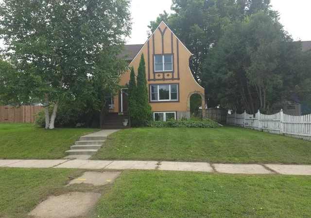 1st image of 106 Webster St, Fairmont, MN 56031 | MLS# 7128572