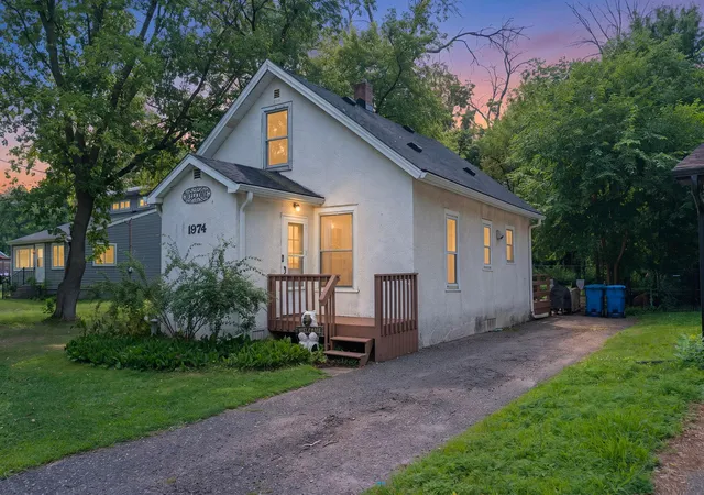Photo 1 of Sale Pending at 1974 Stillwater St, Saint Paul, MN 55110 | MLS# 7128576 | Listing updated on 2026-08-27