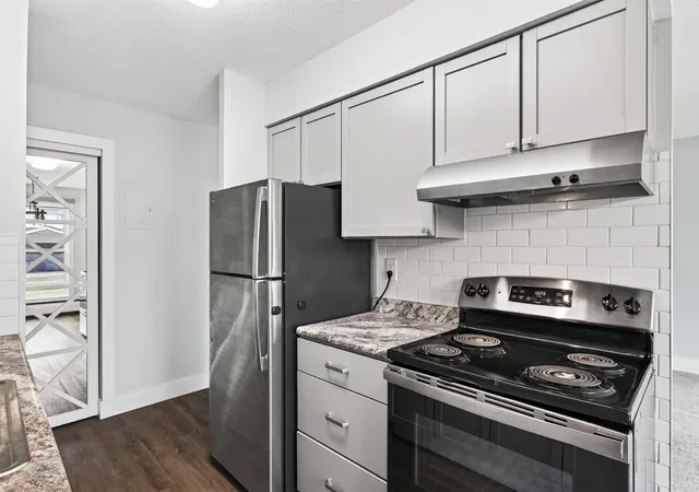 Photo 2 of Condo for sale at 810 6th Street S #1, Hopkins, MN 55343 | MLS# 7128583 | Listing updated on 2026-08-31