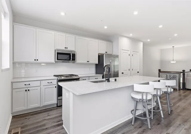 Photo 3 of Single family home for sale at 2864 Lexington Pl N, Saint Paul, MN 55113 | MLS# 7128590 | Listing updated on 2026-10-08