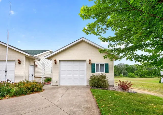 image of 31518 Lakeview Dr, Lake City, MN 55041 | MLS# 7128601