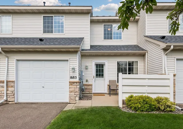 Photo 1 of Sale Pending at 1685 Patriot Ln, Waconia, MN 55387 | MLS# 7128603 | Listing updated on 2026-10-23