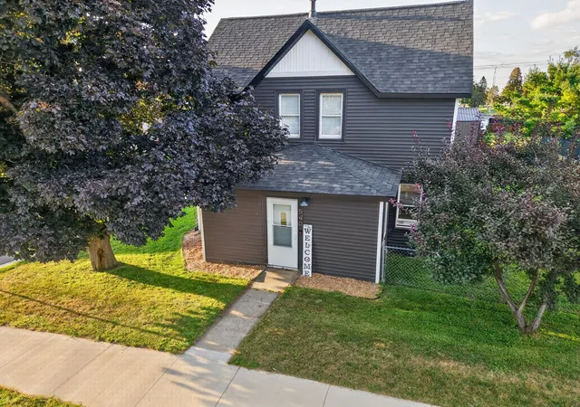 Photo 3 of Sale Pending at 540 2nd Avenue NW, Plainview, MN 55964 | MLS# 7128620 | Listing updated on 2026-09-02