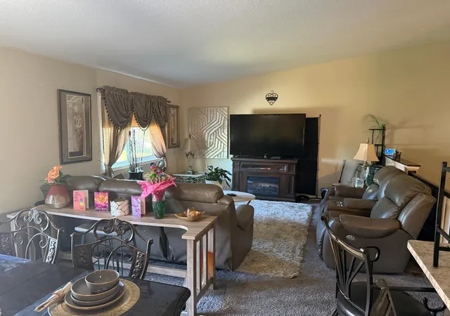 Photo 4 of Single family home for sale at 25592 5th Street W, Zimmerman, MN 55398 | MLS# 7128623 | Listing updated on 2026-09-06