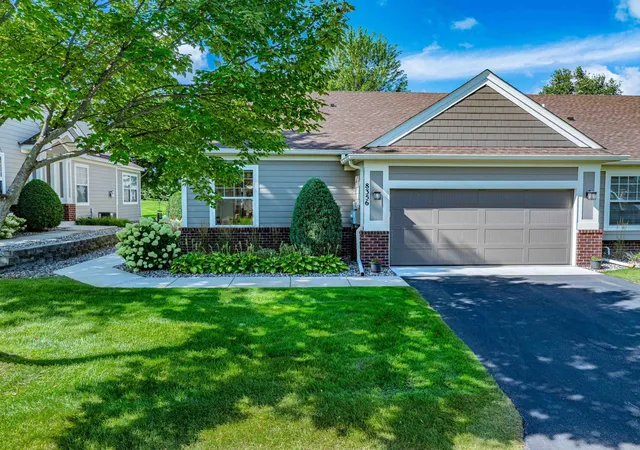 Photo 3 of Single family home for sale at 8356 Crabapple Ct, Victoria, MN 55386 | MLS# 7128635 | Listing updated on 2026-10-08