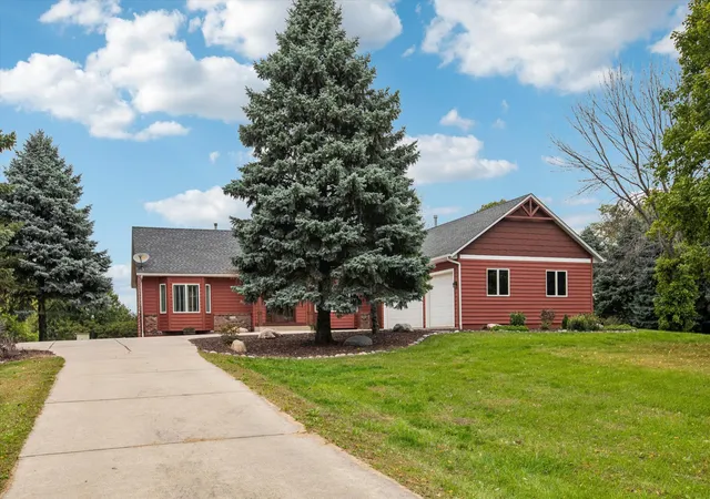 Photo 1 of Single family home for sale at 6176 W 214th Street, Jordan, MN 55352 | MLS# 7128648 | Listing updated on 2026-09-28