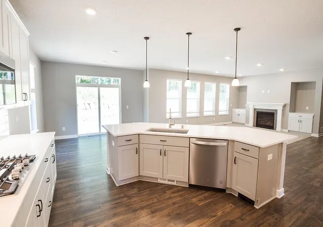 Photo 3 of Sale Pending at 10499 Mcgregor Blvd, Saint Paul, MN 55129 | MLS# 7128662 | Listing updated on 2026-08-17