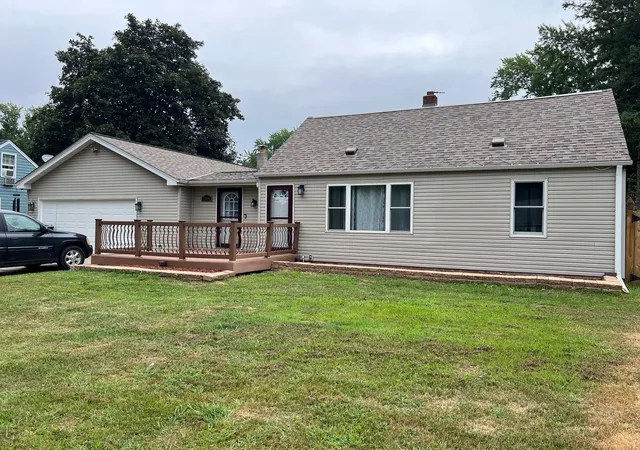 1st image of 5366 Saint Stephens St, Saint Paul, MN 55112 | MLS# 7128688