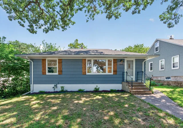 Photo 2 of Sale Pending at 4549 5th Street Ne, Minneapolis, MN 55421 | MLS# 7128690 | Listing updated on 2026-08-31