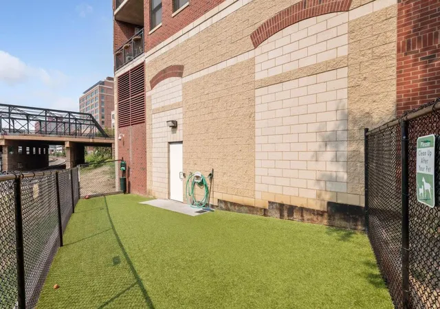 2nd image of 401 N 2Nd St, Minneapolis, MN 55401