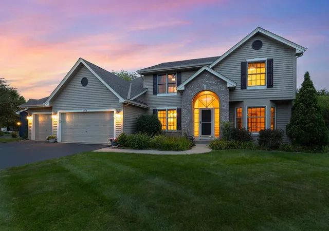 1st image of 8079 Spruce Trl, Eden Prairie, MN 55347 | MLS# 7128698