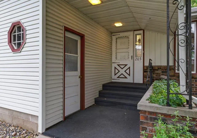2nd image of 205 Hill Ave, Wanamingo, MN 55983 | MLS# 7128772