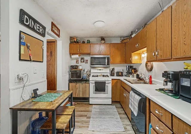 4th image of 404 Cari Park Ln, Hastings, MN 55033 | MLS# 7128781