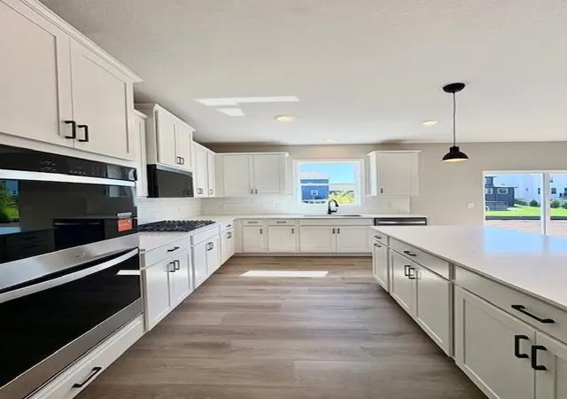 Photo 2 of Single family home for sale at 6240 Jennifer Ave S, Cottage Grove, MN 55016 | MLS# 7128795 | Listing updated on 2026-09-21