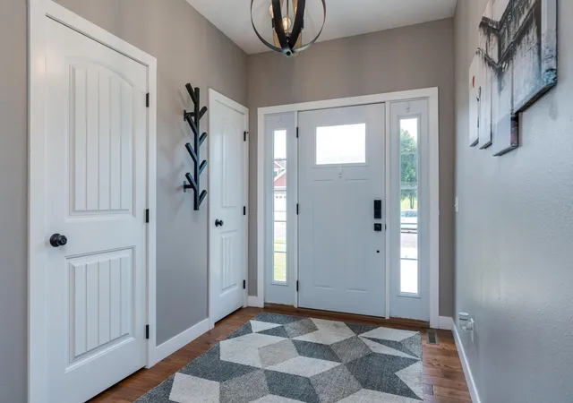 Photo 3 of Sale Pending at 2232 Coventry Ln, North Mankato, MN 56003 | MLS# 7128857 | Listing updated on 2026-08-31