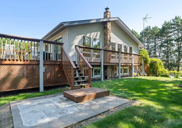 Photo 3 of Single family home for sale at 465 Northeast 265th Ave, Isanti, MN 55040 | MLS# 7128858 | Listing updated on 2026-08-18